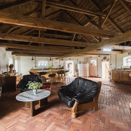 Sielskie Siedlisko W Czerwonym Dworze Feriehus *